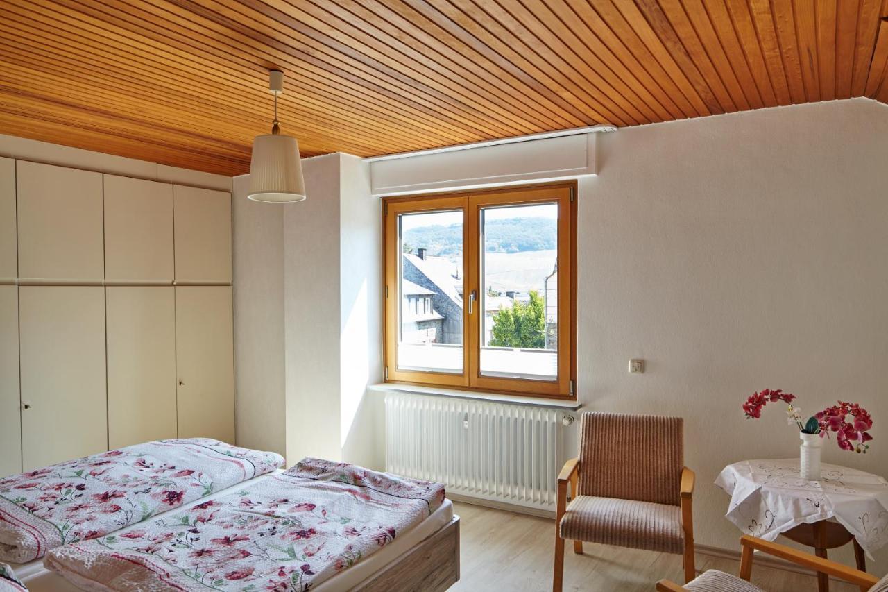Ferienwohnung Mendgen Mit Panoramablick Bernkastel-Kues Exterior photo